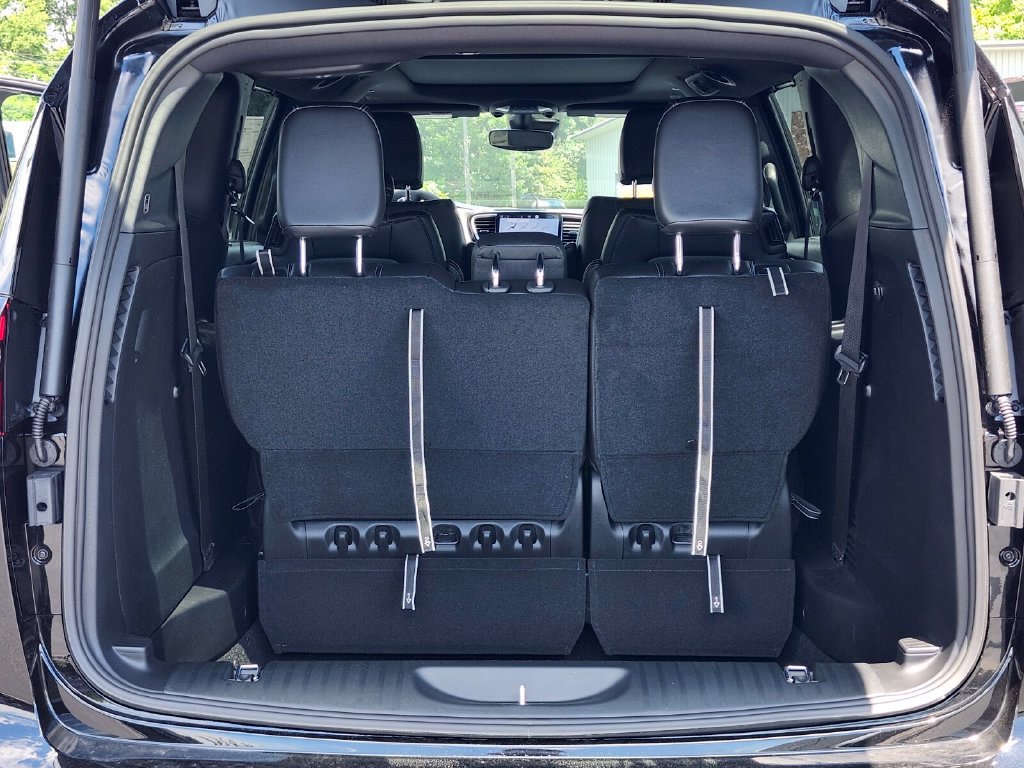 New 2027 Chrysler Pacifica Select AWD/4WD image 34