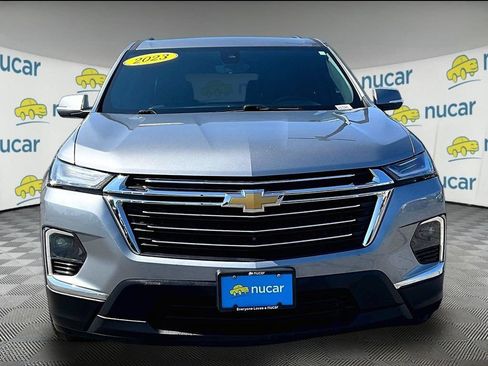 Used 2023 Chevrolet Traverse LT w/ LT Premium Package AWD/4WD image 2