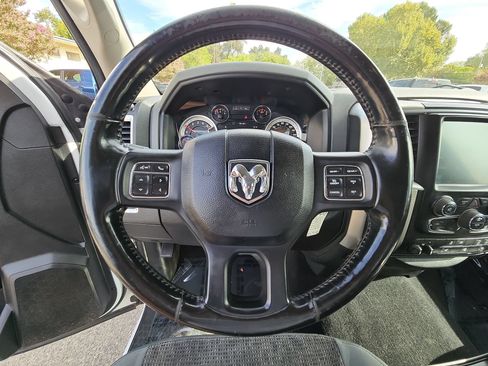 Used 2017 RAM 1500 Big Horn AWD/4WD image 11