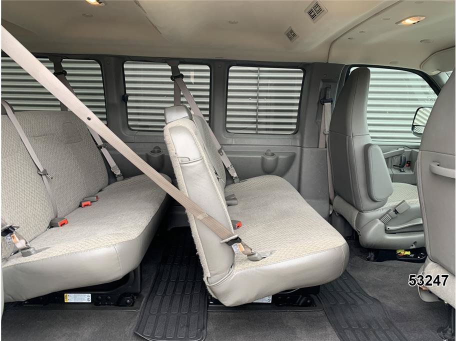Used 2025 Chevrolet Express 3500 LS RWD image 22