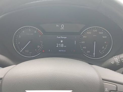 Used 2021 Cadillac XT4 Luxury w/ Cold Weather Package FWD image 25