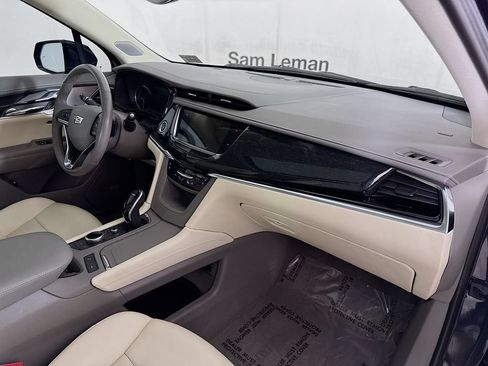 Used 2023 Cadillac XT6 Premium Luxury FWD image 32