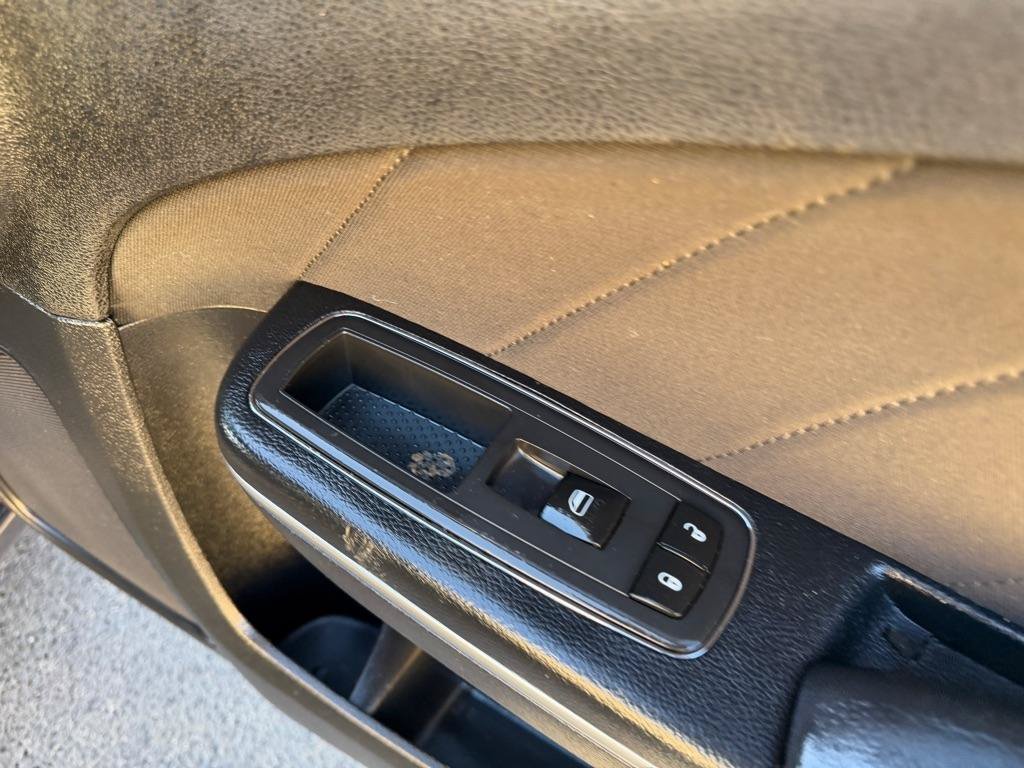 Used 2015 Dodge Charger R/T w/ Driver Confidence Group RWD image 21