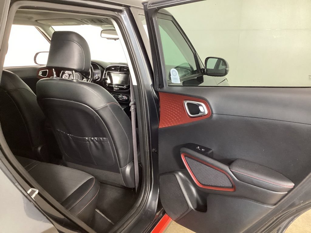 Used 2020 Kia Soul GT-Line Turbo FWD image 25