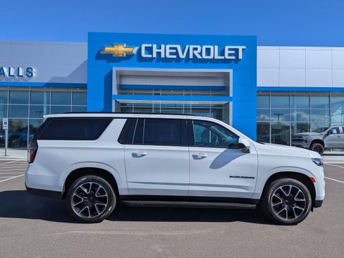 Certified 2023 Chevrolet Suburban RST w/ Max Trailering Package AWD/4WD image 40