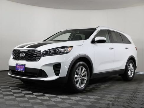 Used 2019 Kia Sorento FWD w/ LX Convenience Package image 1