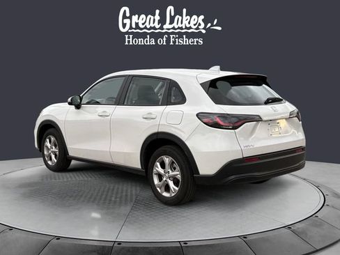 Used 2025 Honda HR-V LX image 3