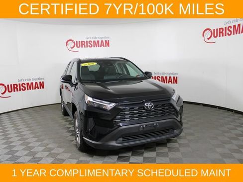 Used 2025 Toyota RAV4 XLE AWD/4WD image 13
