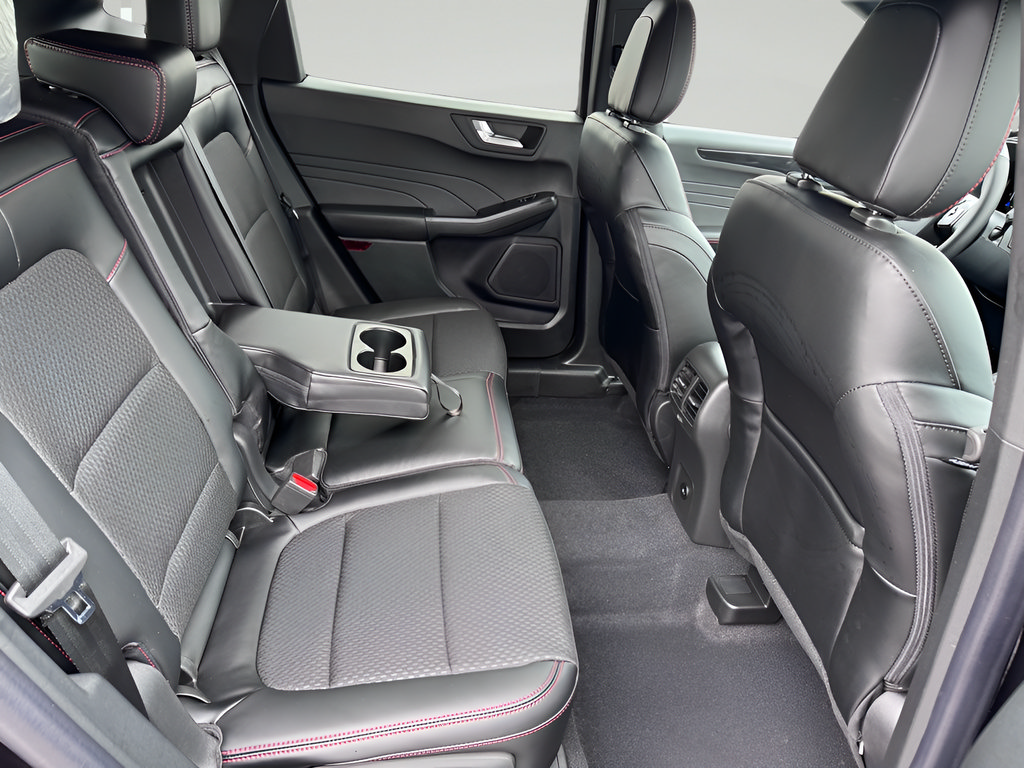 Used 2026 Ford Escape ST-Line FWD image 25