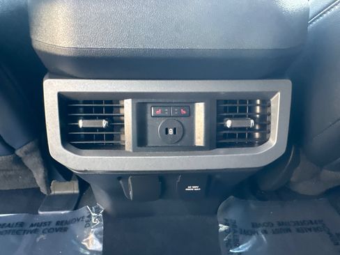 Used 2024 Ford F250 Lariat AWD/4WD image 24