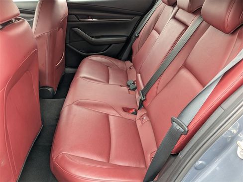 Used 2024 MAZDA MAZDA3 s image 29