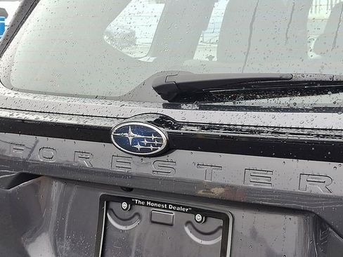 Certified 2025 Subaru Forester image 33