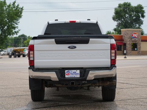 Used 2021 Ford F250 XLT AWD/4WD image 4