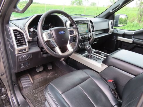 Used 2018 Ford F150 Lariat AWD/4WD image 24