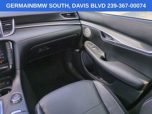 Used 2023 INFINITI QX50 Sport image 17