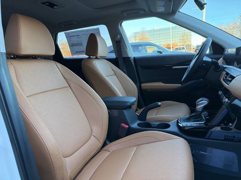 New 2026 Kia Seltos EX image 14