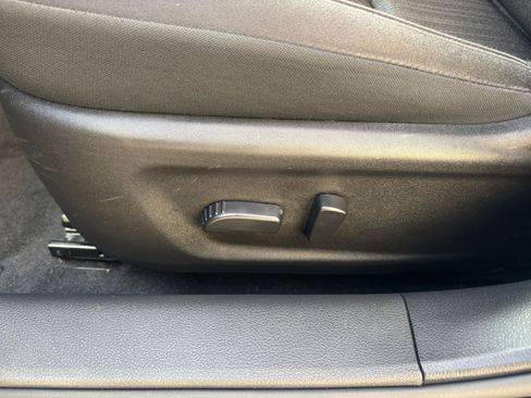 Used 2025 Nissan Altima 2.5 SV image 23