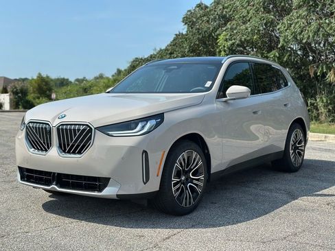 New 2026 BMW X3 xDrive30 w/ Premium Package image 3