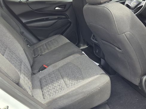 Used 2023 Chevrolet Equinox LT image 10