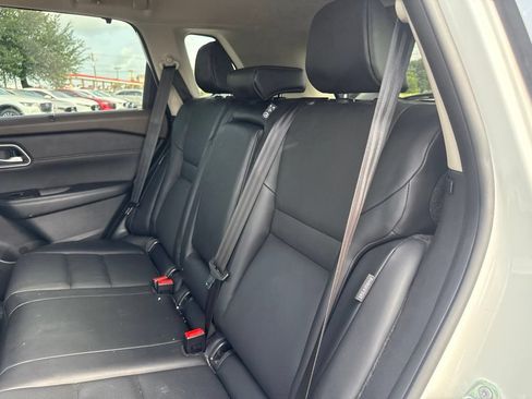 Used 2021 Nissan Rogue SV w/ Premium Package FWD image 11