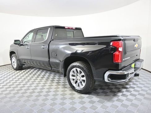 Used 2021 Chevrolet Silverado 1500 LTZ w/ LTZ Premium Package image 4