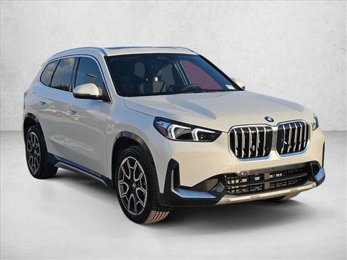 Used 2026 BMW X1 xDrive28i w/ Convenience Package AWD/4WD image 3