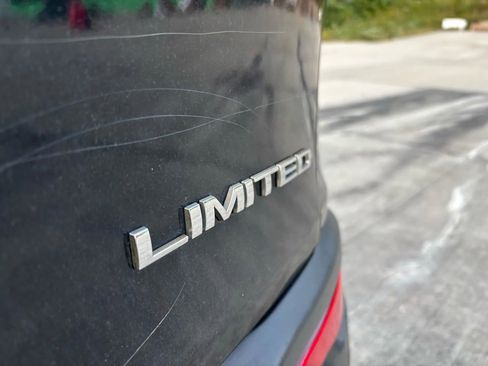 Used 2018 Jeep Cherokee Limited image 13