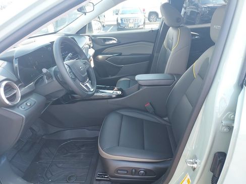 New 2026 Chevrolet Trax ACTIV w/ Driver Confidence Package FWD image 13
