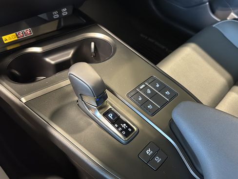 New 2026 Lexus UX 300h AWD image 27