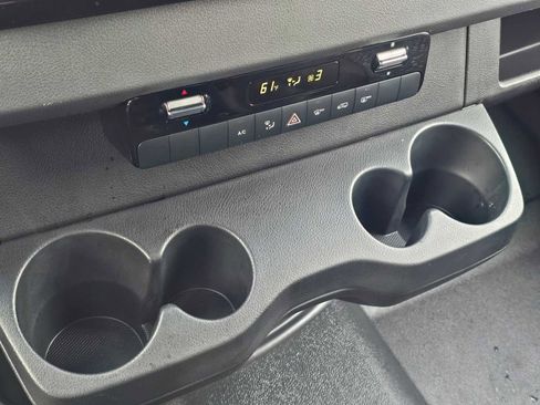 Used 2024 Mercedes-Benz Sprinter 2500 image 30