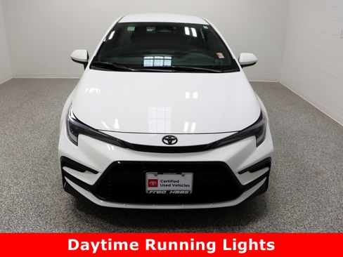 Certified 2026 Toyota Corolla SE image 3