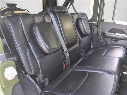 Used 2024 Jeep Wrangler Unlimited Rubicon 4xe AWD/4WD image 20