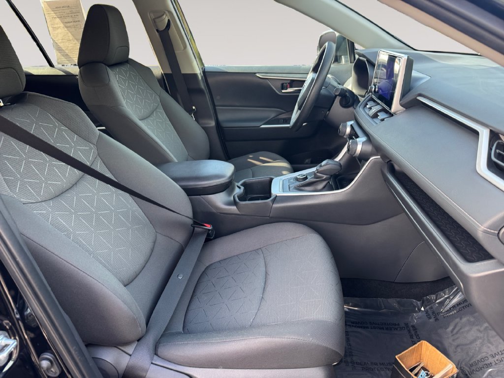 Used 2024 Toyota RAV4 XLE w/ Convenience Package AWD/4WD image 15