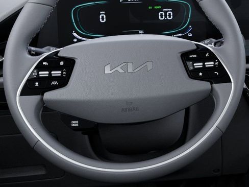 New 2025 Kia Niro EX image 22