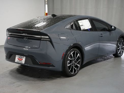 New 2026 Toyota Prius Plug-In Hybrid image 8