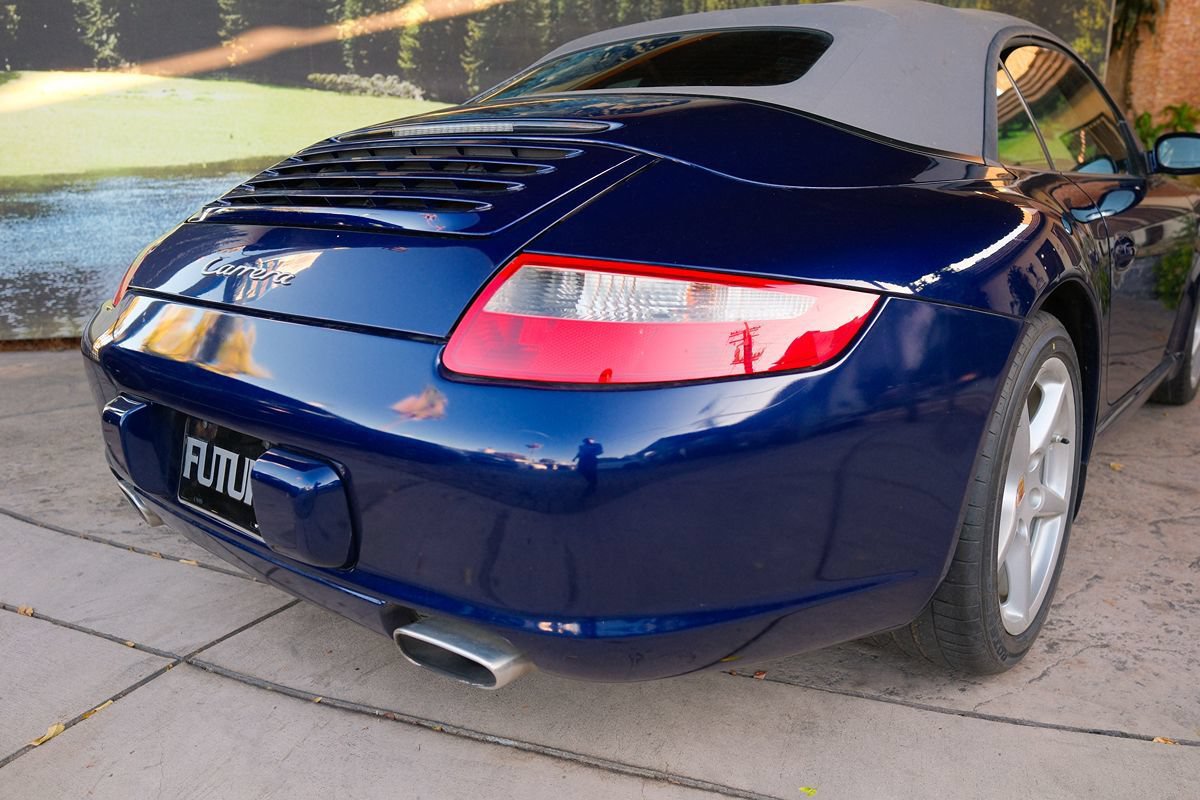 Used 2006 Porsche 911 Carrera RWD image 27