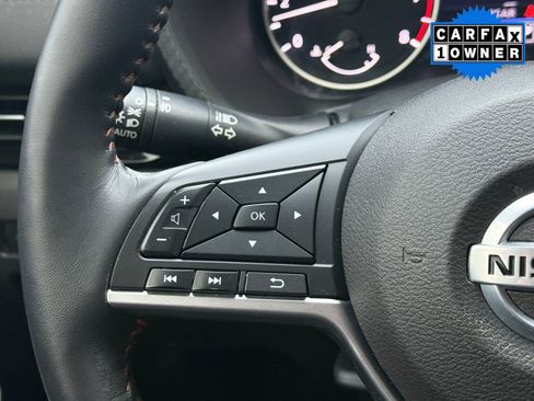 Used 2021 Nissan Sentra SR w/ SR Premium Package image 18