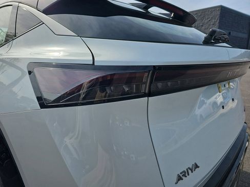 Used 2023 Nissan Ariya FWD image 33