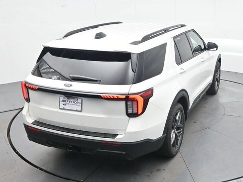 New 2026 Ford Explorer ST-Line w/ ST-Line Street Pack RWD image 30