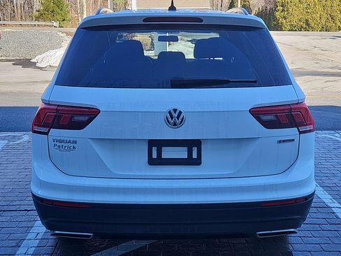 Used 2021 Volkswagen Tiguan S image 21