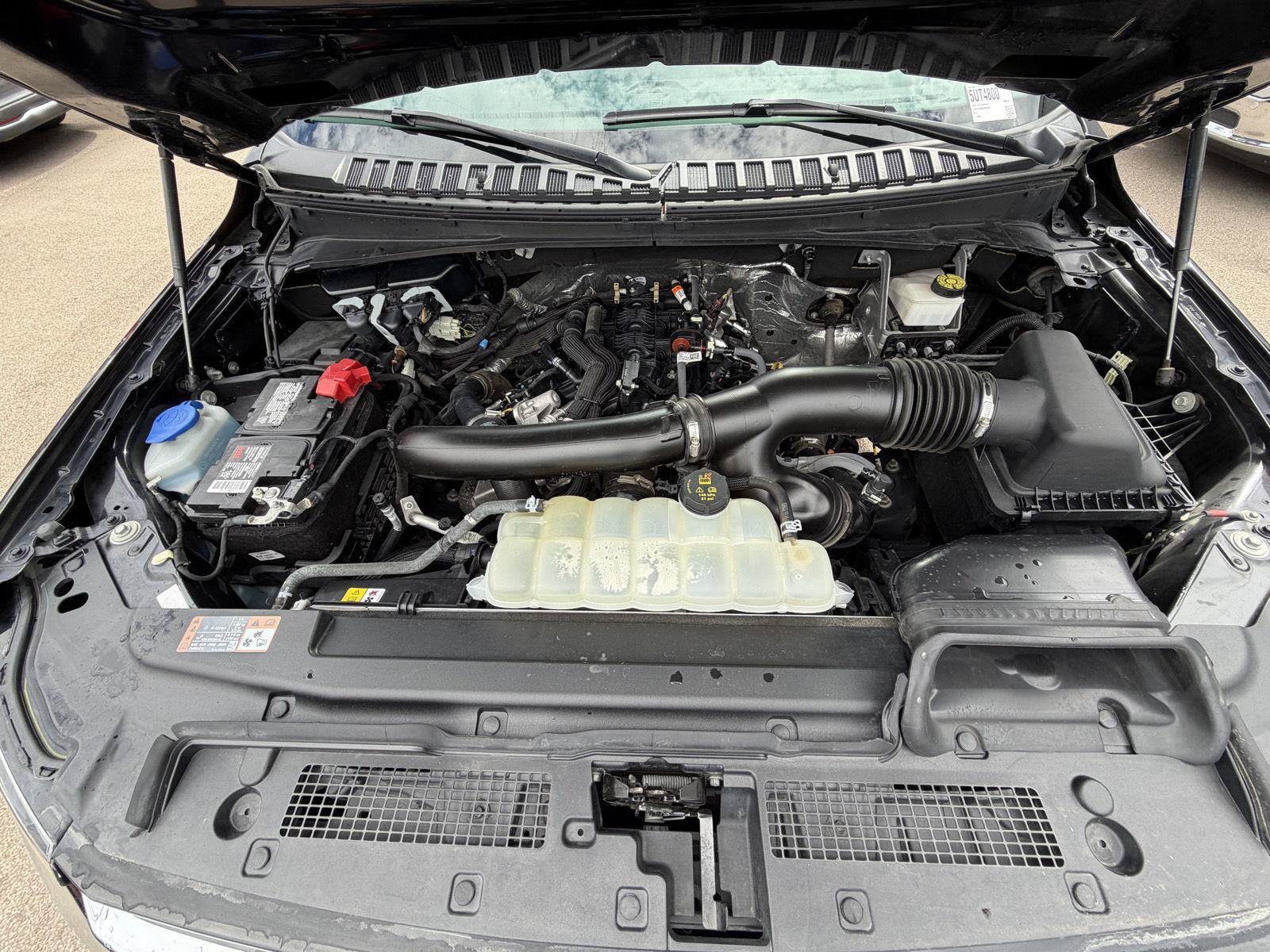 Used 2024 Ford Expedition Limited RWD image 24
