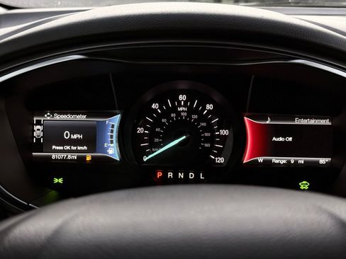 Used 2018 Ford Fusion SE w/ Equipment Group 602A image 29