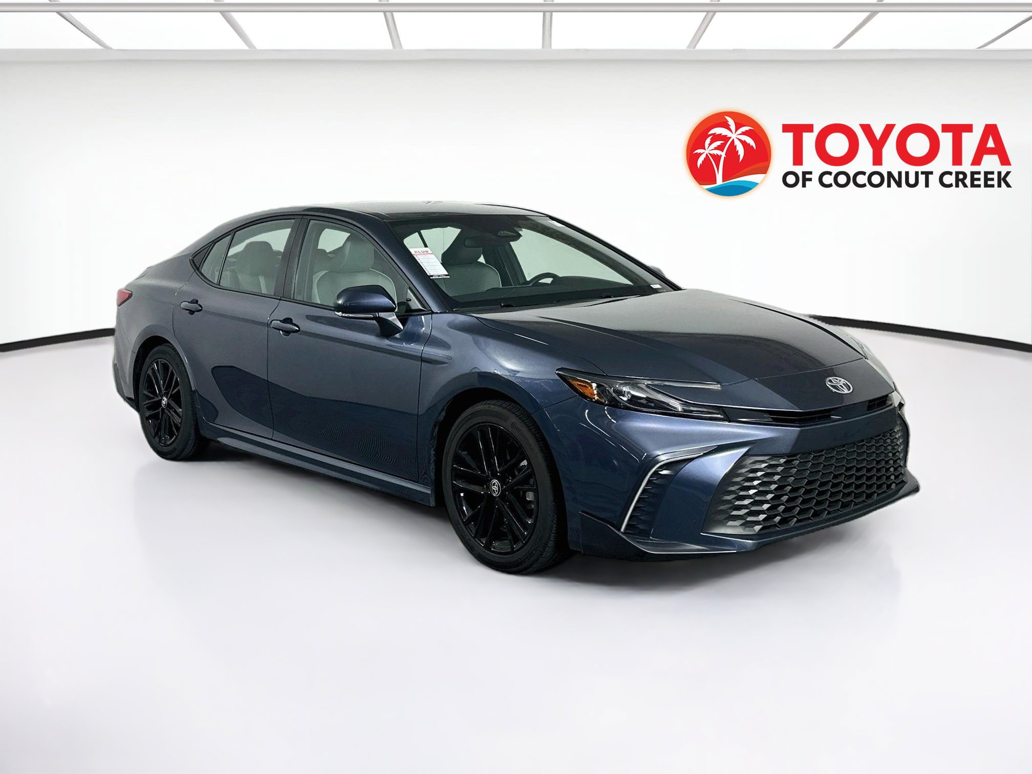 Certified 2026 Toyota Camry SE FWD image 1