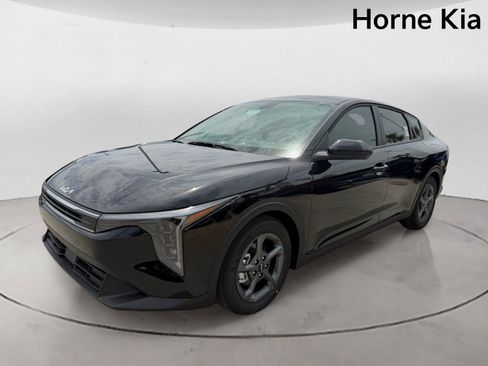 New 2026 Kia K4 FWD image 7
