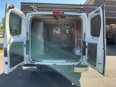 Used 2013 Nissan NV 2500 SV w/ Side Curtain Airbag Pkg image 7
