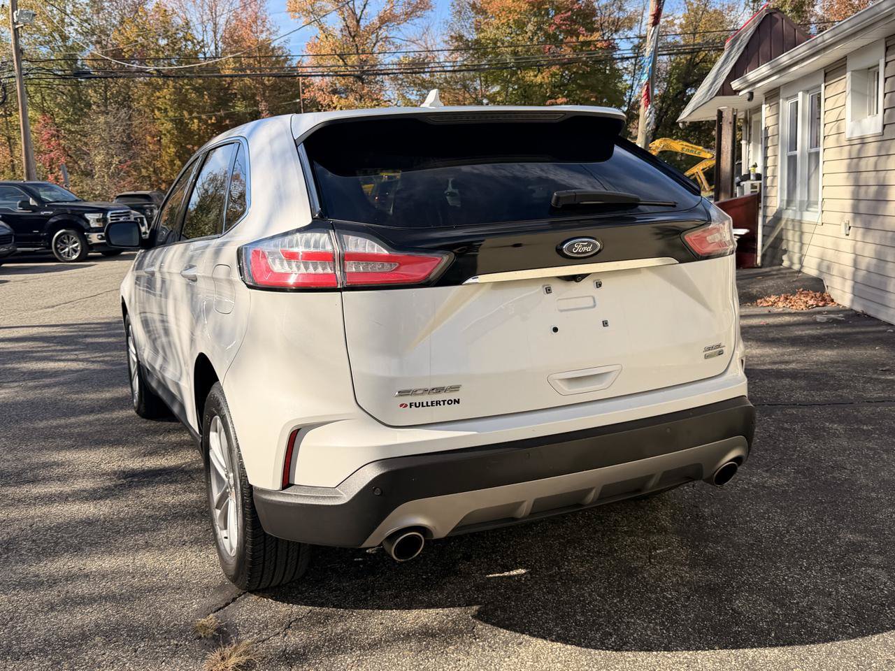 Used 2020 Ford Edge SEL w/ Convenience Package AWD/4WD image 6