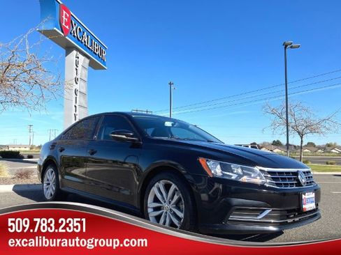 Used 2019 Volkswagen Passat 2.0T Wolfsburg image 1
