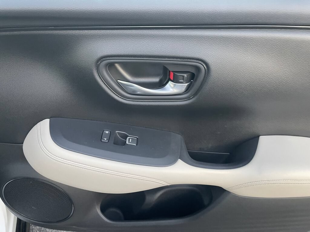 Certified 2024 Honda HR-V EX-L image 34