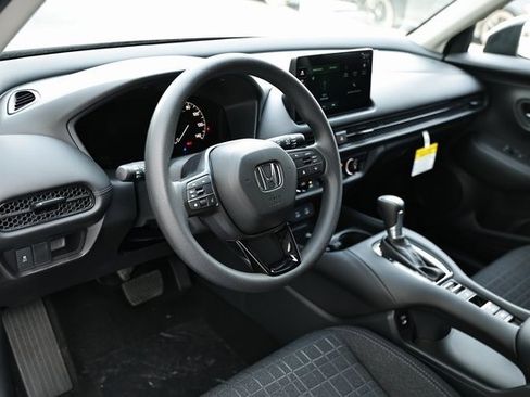 New 2026 Honda HR-V LX image 25