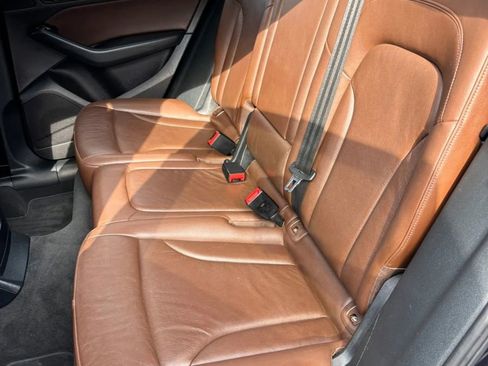 Used 2017 Audi Q5 2.0T Premium image 12